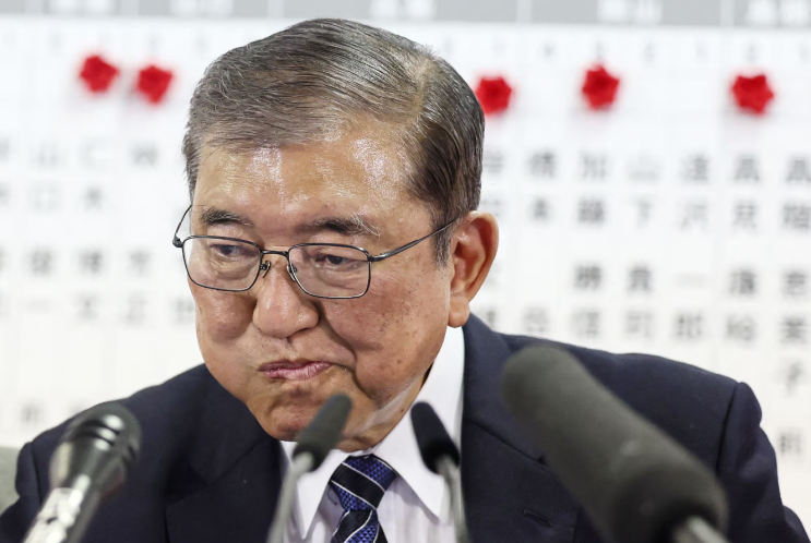 <b>자민당</b> 충격 <b>선거 패배</b> 일본 정계 지각변동의 서막