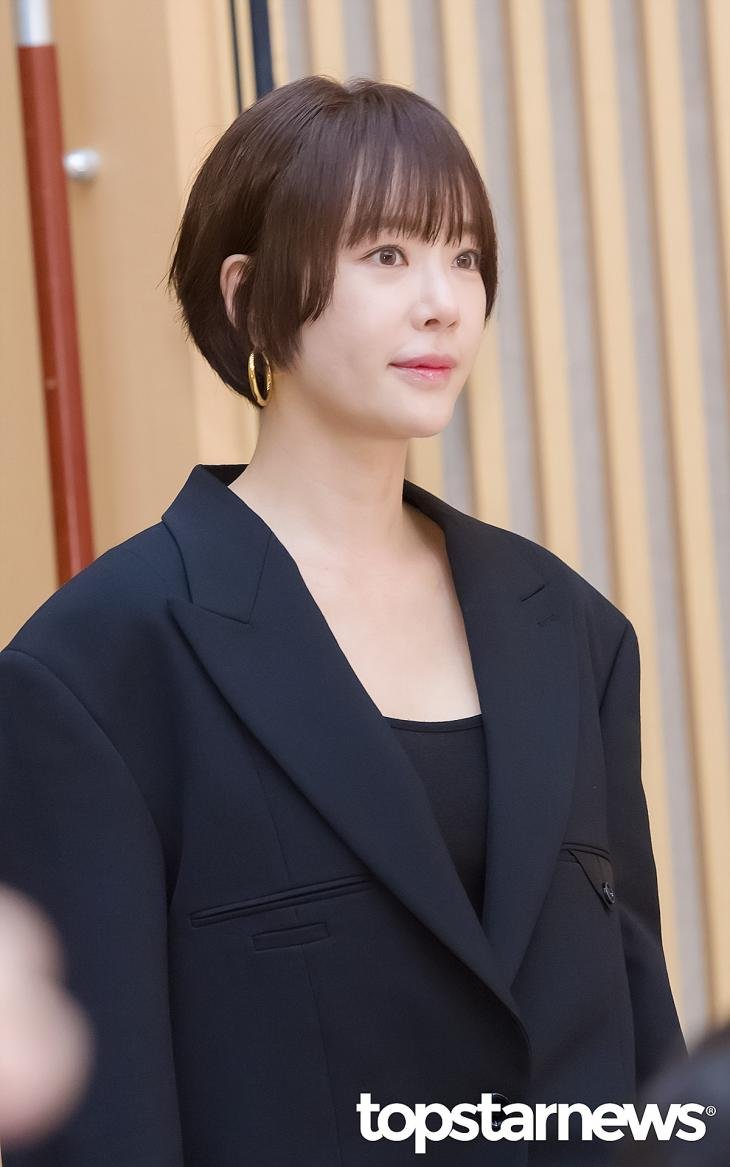 <b>황정음</b>, <b>김수미</b> 선생님에 대한 애틋한 <b>추모</b>와 후배들에게... 