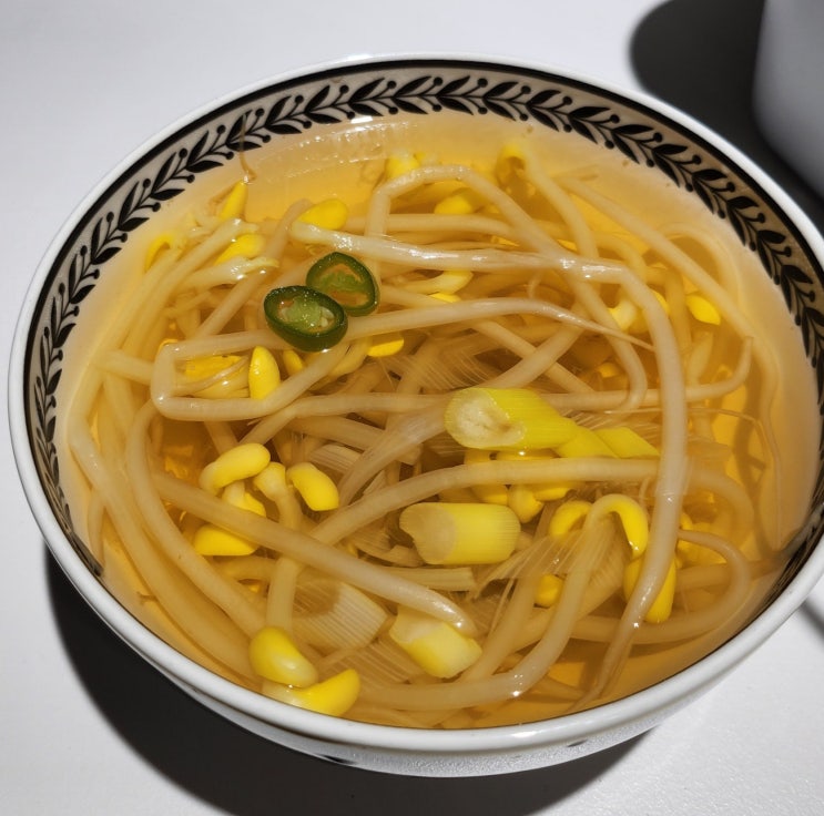  맑은 콩나물국 끓이는 법 레시피 간단한 국물 요리