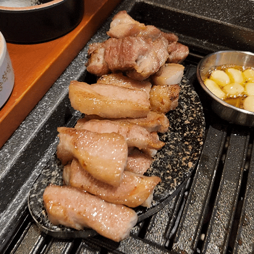  전주 신시가지 고기집 [종착역 전주신시가지점] 분위기 좋은 구워주는 전주 고기 맛집 추천