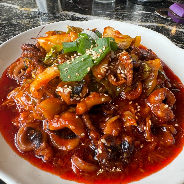  필리핀 클락 여행 추천 코스: 쭈꾸미 천국 맛집, 썬밸리 골프장, 힐튼 호텔