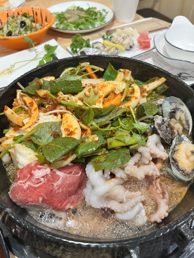  대전 봉명동 전낙소 봉명직영점 삼합 철판요리 리뷰 – 신선함 가득한 전복, 낙지, 소고기의 영양 만점 조화