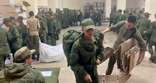 [속보]"러 파병 <b>북한군</b> 소수 병력, 이미 <b>우크라</b> 내에 <b>진입</b>…훈련... 