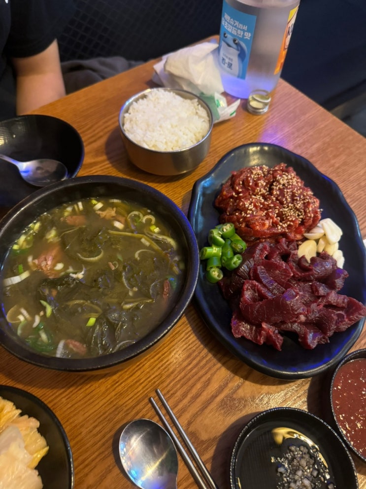  [함평국밥] 중랑구 육사시미 맛집 먹을텐데 상봉 우거지국밥