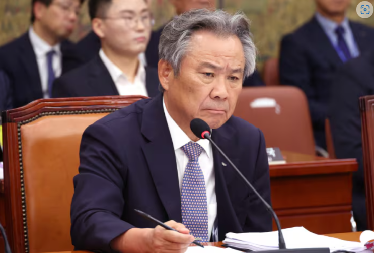 문체부 반대에도... <b>3선</b> 출마 공식화한 <b>이기흥</b> 대한체육회장