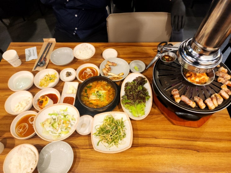  [경기 안양] 한돈과 최상급프라임등급 숯불구이전문점 평촌삼겹살맛집 웰돈