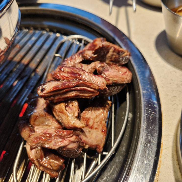  성수동소고기와 반찬이 맛있는 '마블상회'