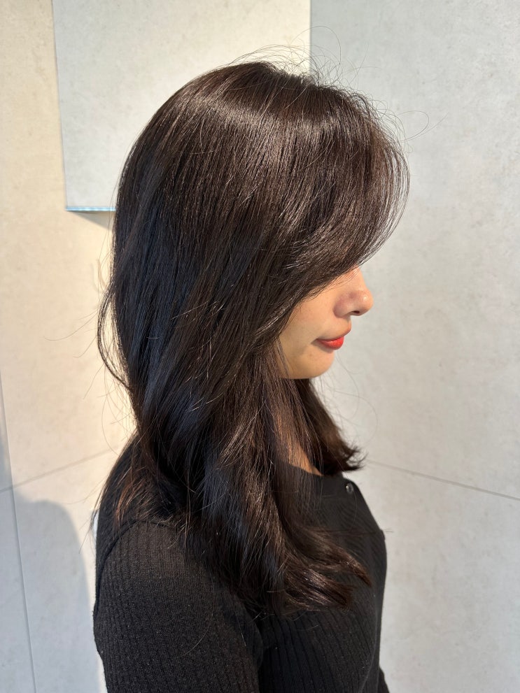  당산역 헤어에서 만나는 자연스럽고 트렌디한 컬러, 애쉬브라운