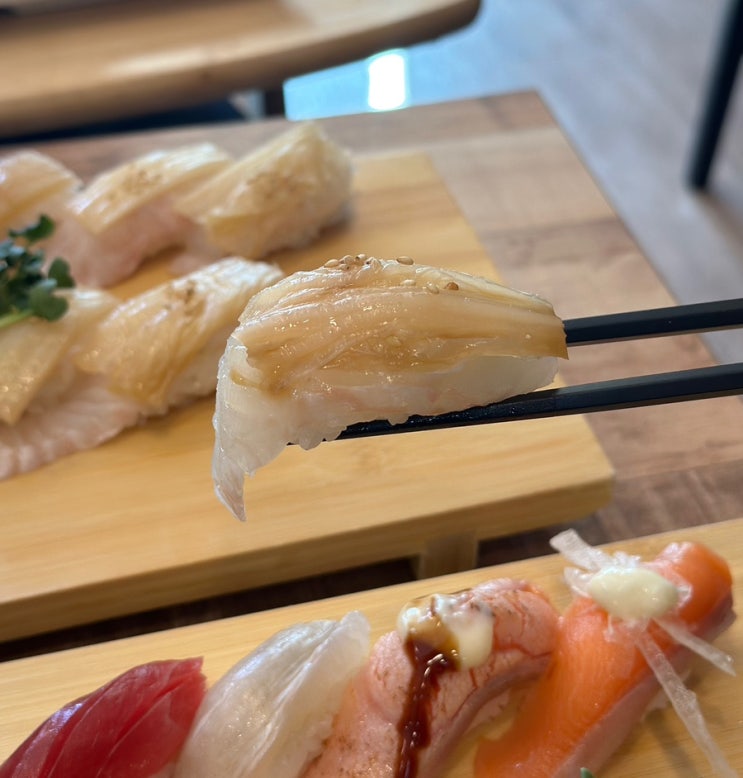  쥰스시 안양 평촌 맛집 초밥 | 평촌 중앙공원 맛집 (아기의자 있음)