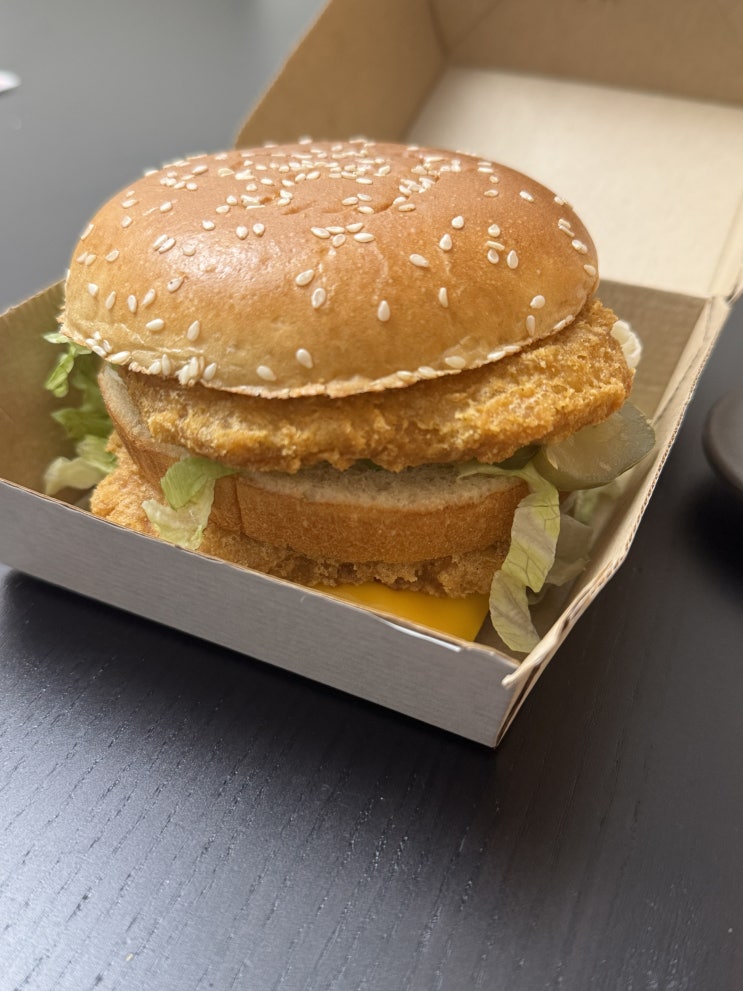  미국 맥도날드에 치킨 빅맥이 출시되었다. (치킨 빅맥 리뷰)