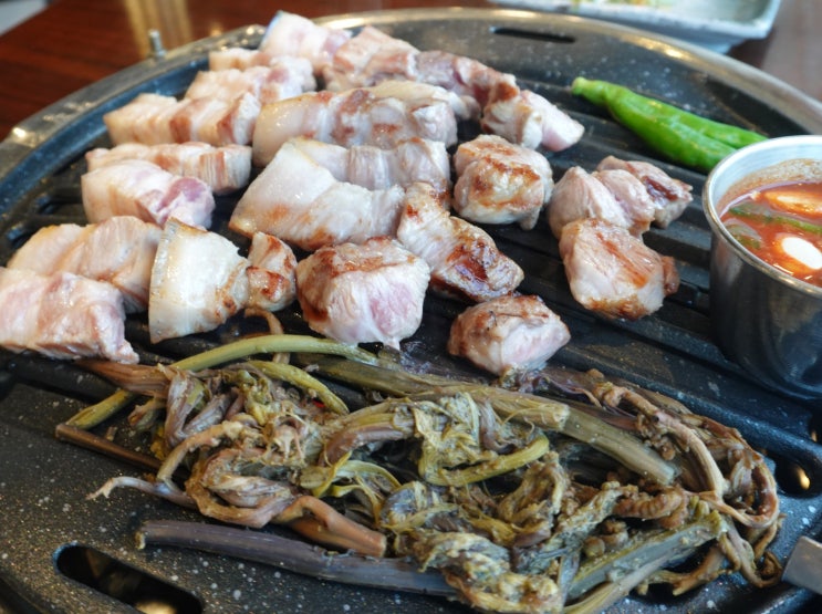  제주공항 근처 흑돼지 맛집 풍성한 제주 흑돼지 몬트락