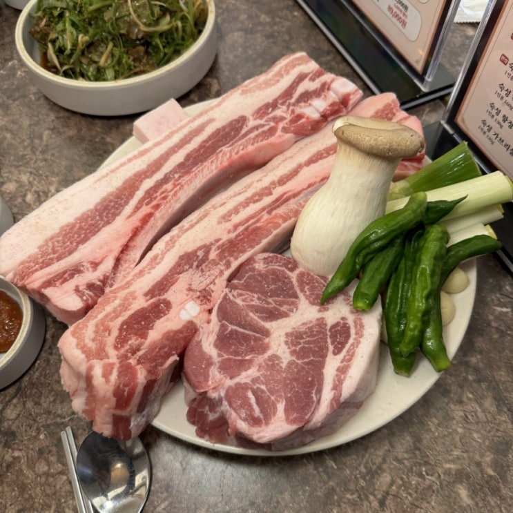  을지로3가 맛집 힙지로 고깃집 회식장소로 딱인 '뼈탄집' 삼겹살