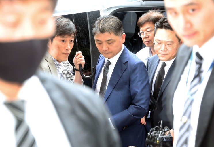 (뉴스인)'SM 시세조종 혐의' <b>카카오</b> 창업자 <b>김범수</b>  <b>보석</b>... 