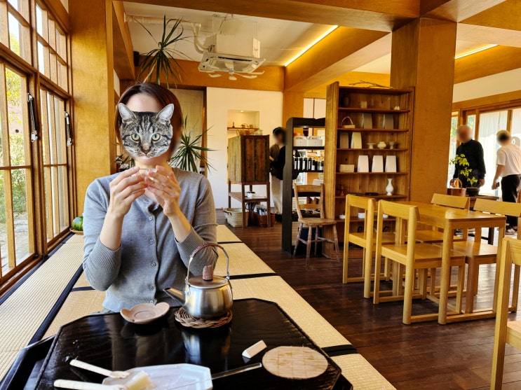  남해 카페 앵강마켓 보리커피 기념품 파는 찻집