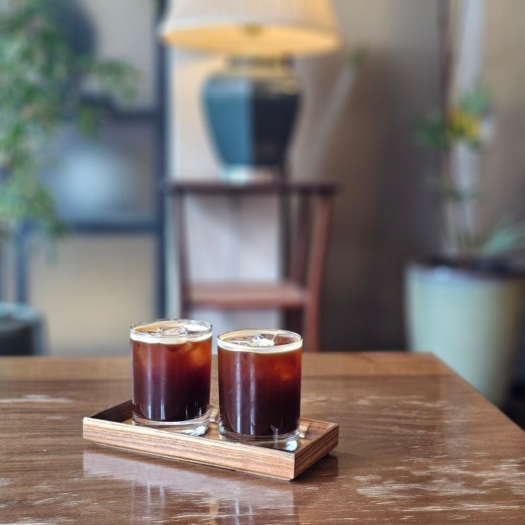  강남 카페 가배도 신논현 책읽기 좋은 곳 데이트 추천