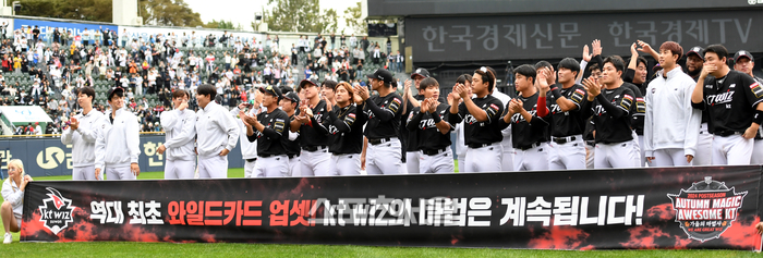 [OFFICIAL] <b>롯데</b> 자이언츠, <b>김상진 코치</b> 영입