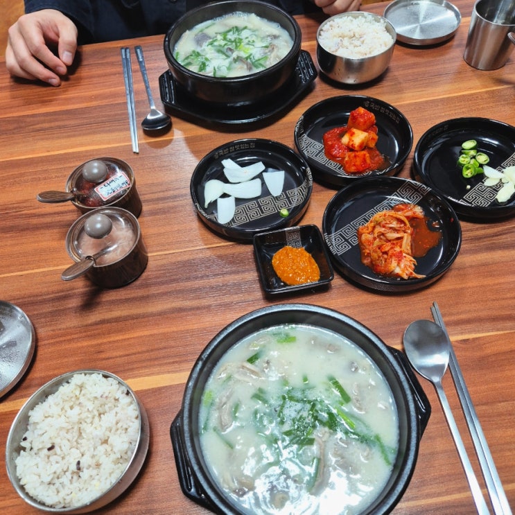  서산 국밥 맛집 국밥 참 맛있는집 서산읍내점-내장 순대가 듬뿍 들어간 깔끔한 맛