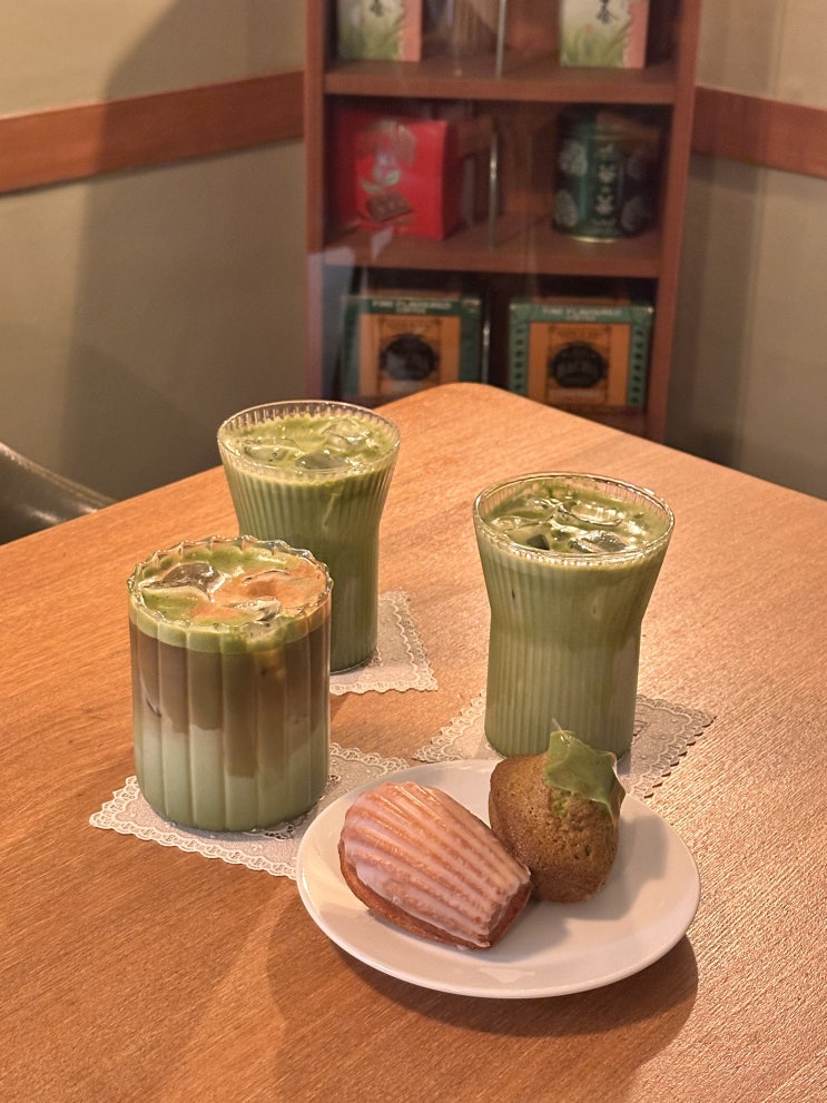  부산 사직 카페 말차와 마들렌 맛집 히타로
