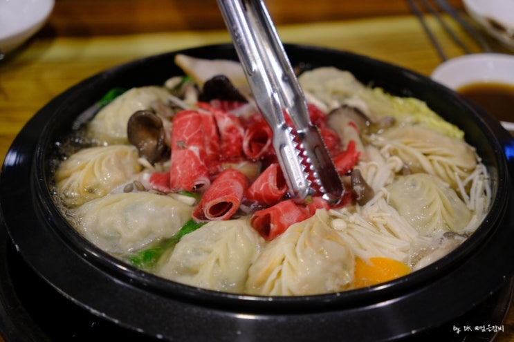  야경 보러 남한산성 가서 무료주차하고 찾은 맛집은 본가손만두인데 전골이 끝내줘요