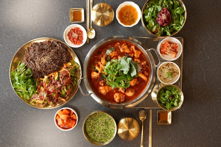  광주 동명동 맛집 나리들, 청정 미나리와 함께 즐기는 향긋한 한식 한 끼!