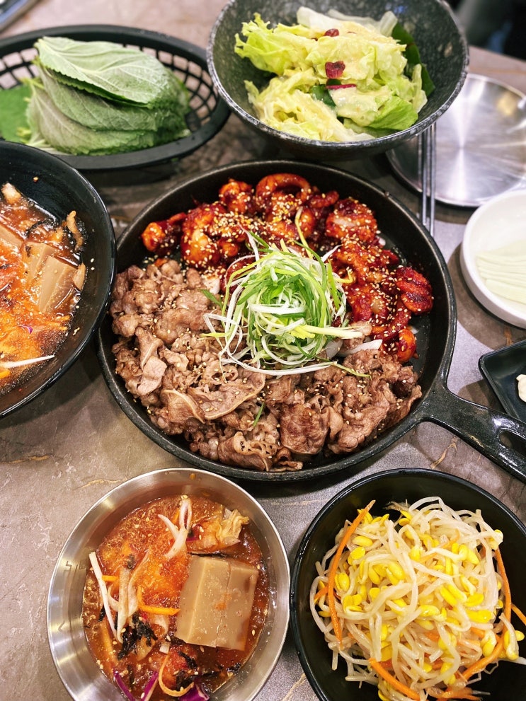  송도 센트럴파크역 맛집 <신복관 센트럴파크점> 우삼겹 쭈꾸미 세트 치즈사리 볶음밥까지