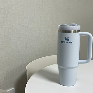 STANLEY 스탠리 퀜처 H2.0 887ml 텀블러 리뷰(글라시에, 헤더블루, 591ml 크림과 비교)