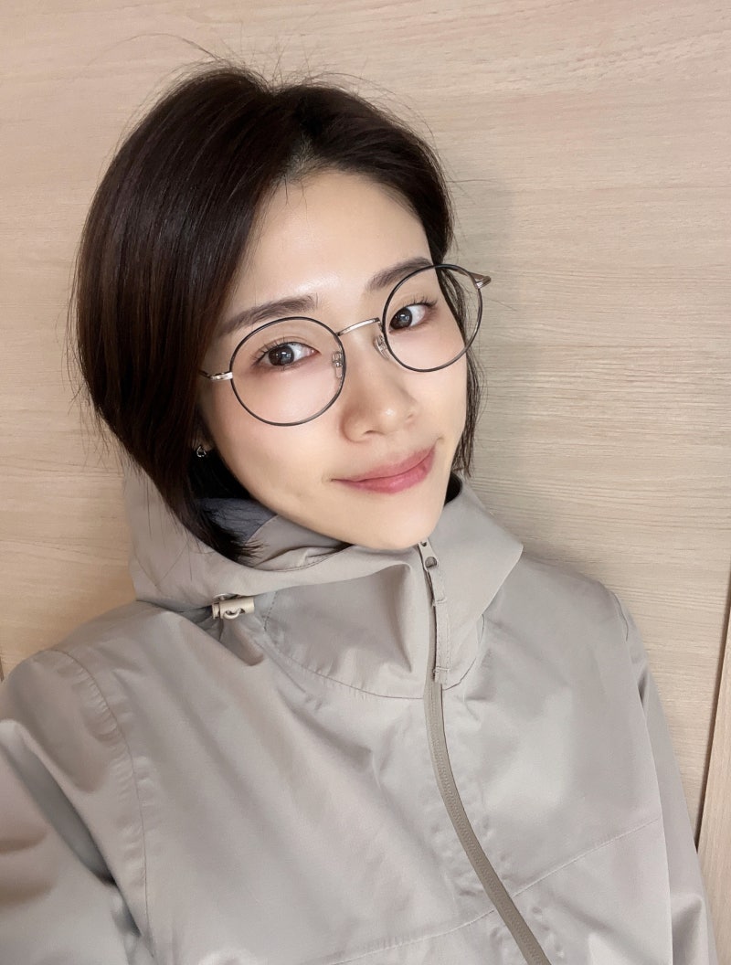 이석훈안경 나인어코드 티타늄안경테 이거 핫템이지