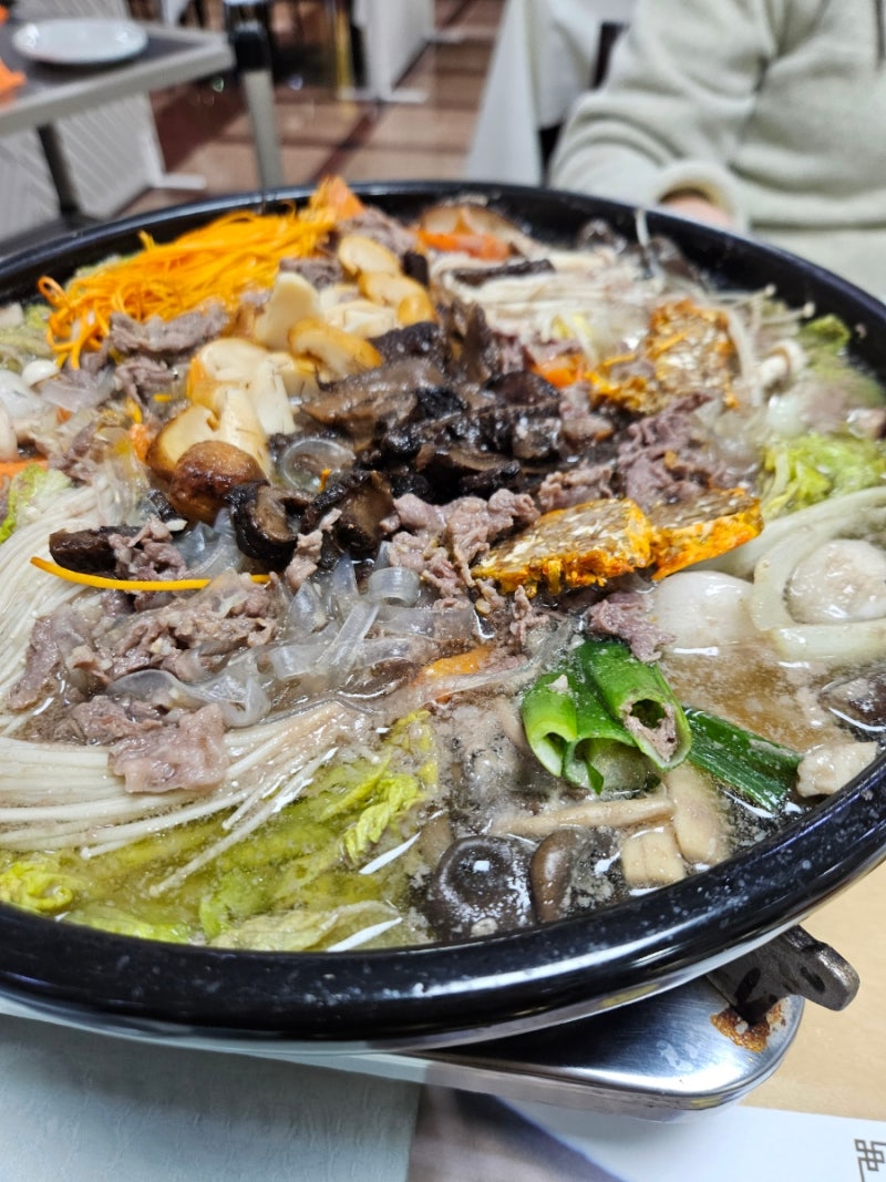 태백호텔 한국관 버섯전골 괜찮네요