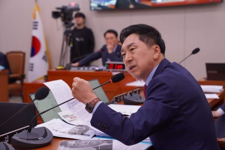 김기현 의원, 탄핵 받아야 할 1순위는 <b>이재명</b> 대표 자신입니다... 