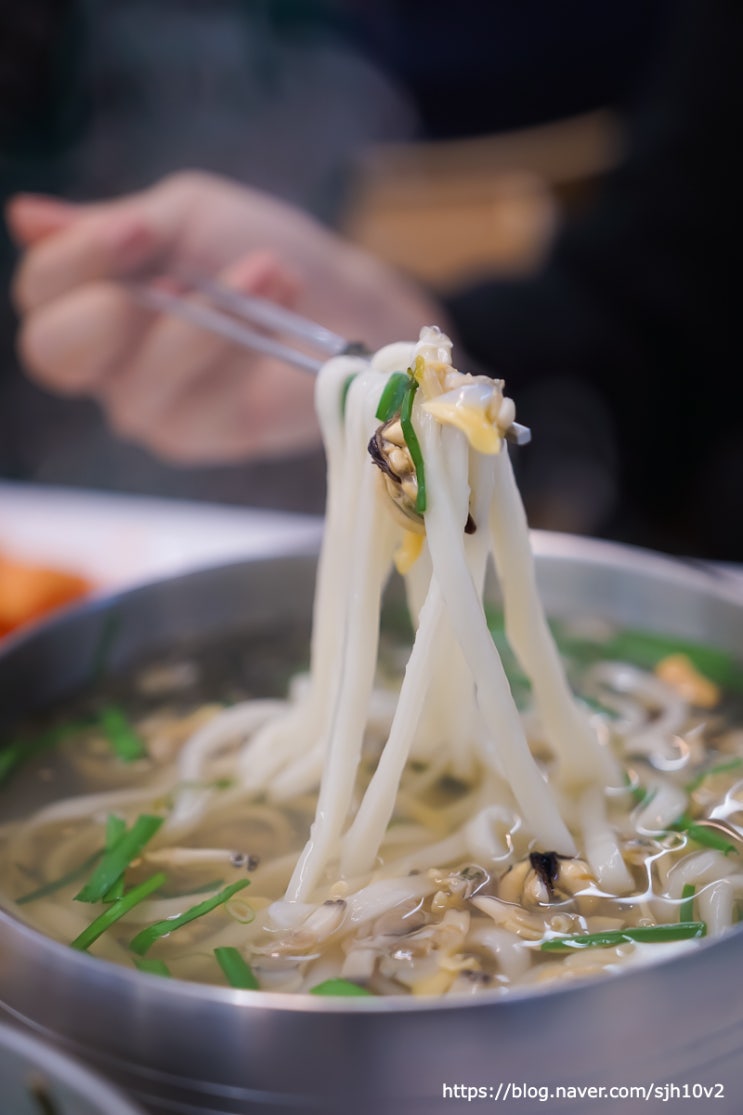  공덕역 맛집 점심 해장 메뉴 추천 해물 칼국수(바지락/ 굴)해물파전 마포 칼국수