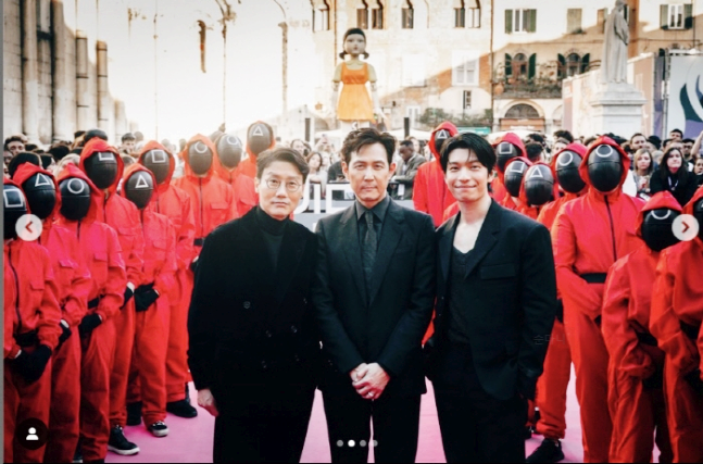 <b>이정재</b> 위하준 황동혁 감독 나이 프로필 <b>오징어게임2</b> 티저 공개