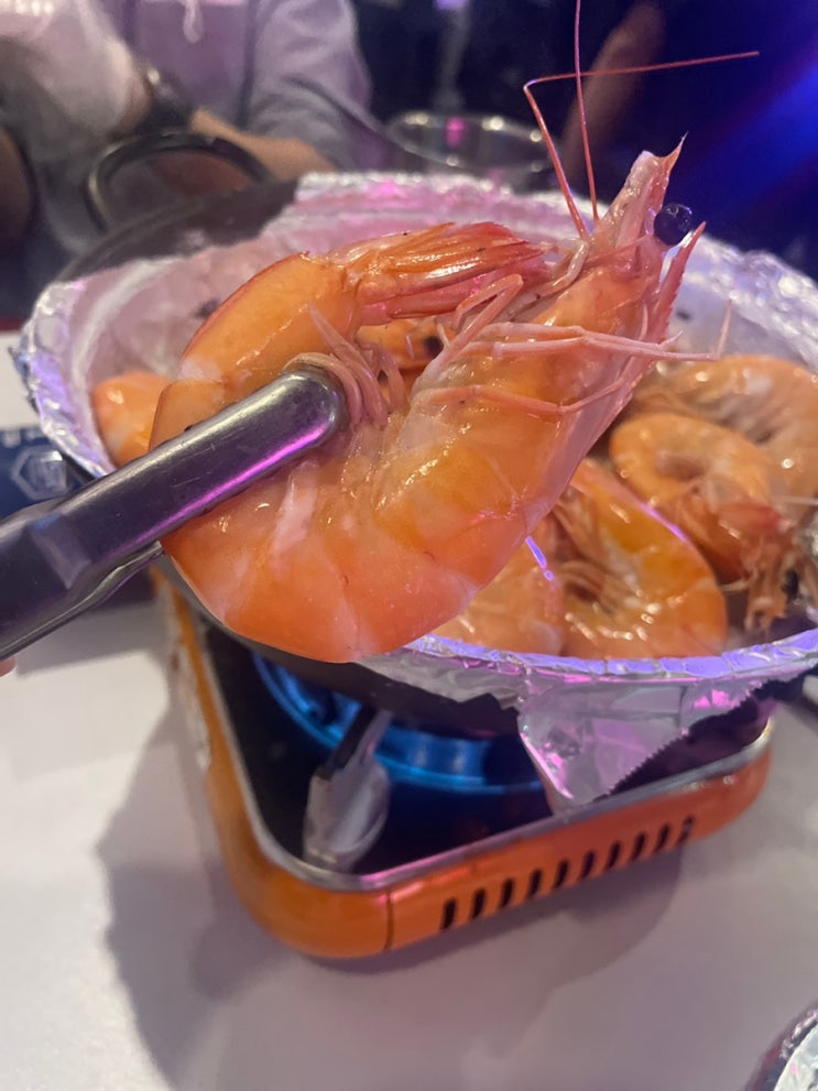  강남 압구정 로데오 횟집 맛집 사랑호 수산 포차 방어와 대하 맛집