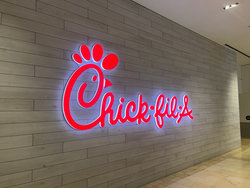 칙필레(Chick-fil-A)ㅣ햄버거가 아니라고? 스파이시 치킨 디럭스 밀 리뷰(주문 방법, 메뉴, 소스 ....