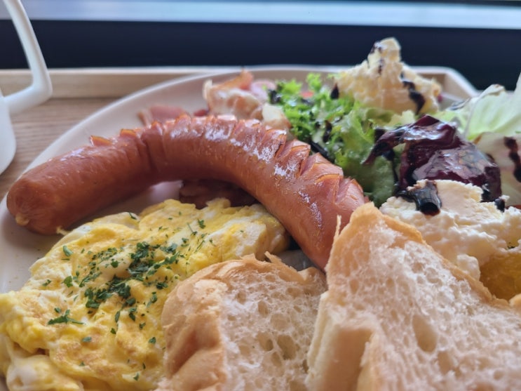  파주 브런치 맛집 카페 로빈포레스트 애견동반