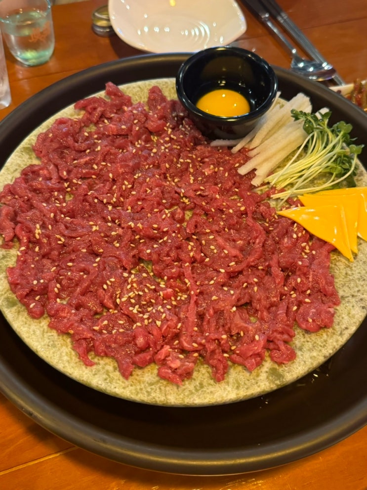  [육회한통닭] 성남 수진역 술집 육회와 치킨 맛집