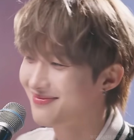 후이 나무위키 본명 프로필 이무진 청춘만화 잡초 벌써일년 화제 재발견