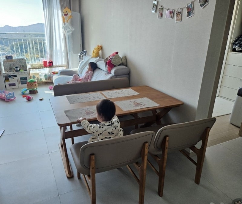 두돌 세돌 연년생 키우는 집, #데코라인 낮은 식탁 세트 후기