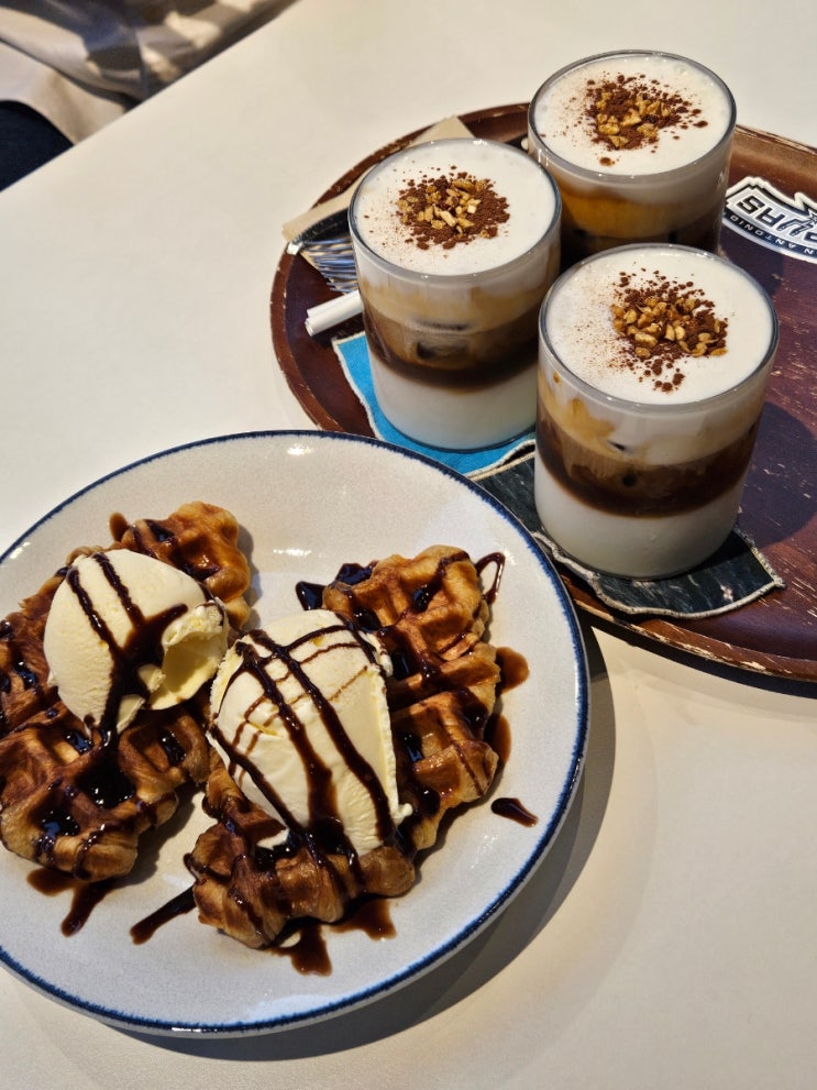  대전 도안동 카페 건양대학교 근처 크로플 맛집 우애