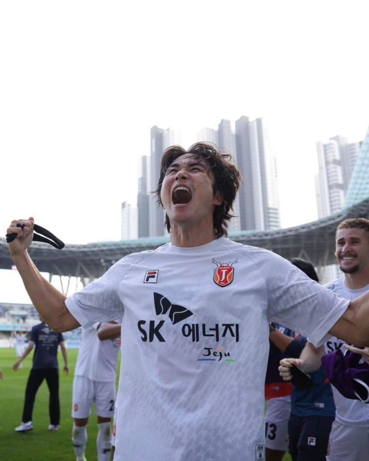[K리그1] '<b>김주공</b> 멀티골' <b>제주</b>, 잔류 확정 지었다! 김학범 감독... 