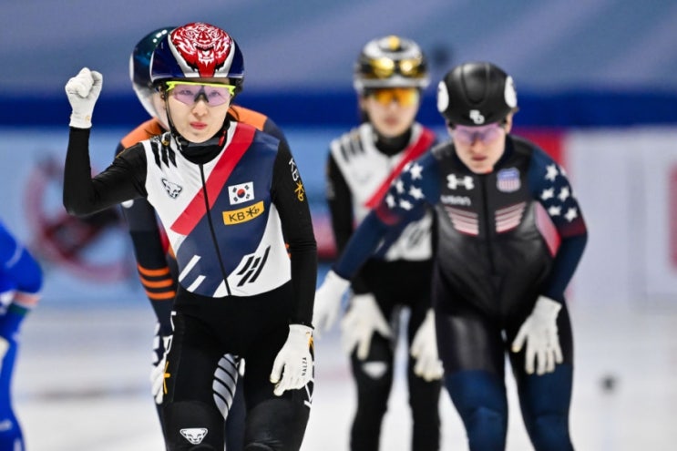 [인터뷰] 24/25 <b>쇼트트랙</b> 월드투어 2차 1000m <b>최민정</b> "1년... 
