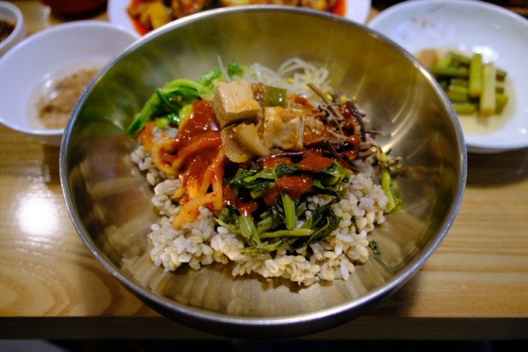  인천 루원시티 맛집에서 간장게장과 비빔밥 먹고 감동한 밥집은 바로 봄이보리밥 청라점