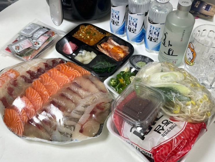  [수원] 하루 30팀 한정 가성비 좋은 횟집 바다로 간 코끼리 꼬창 방어회 맛집