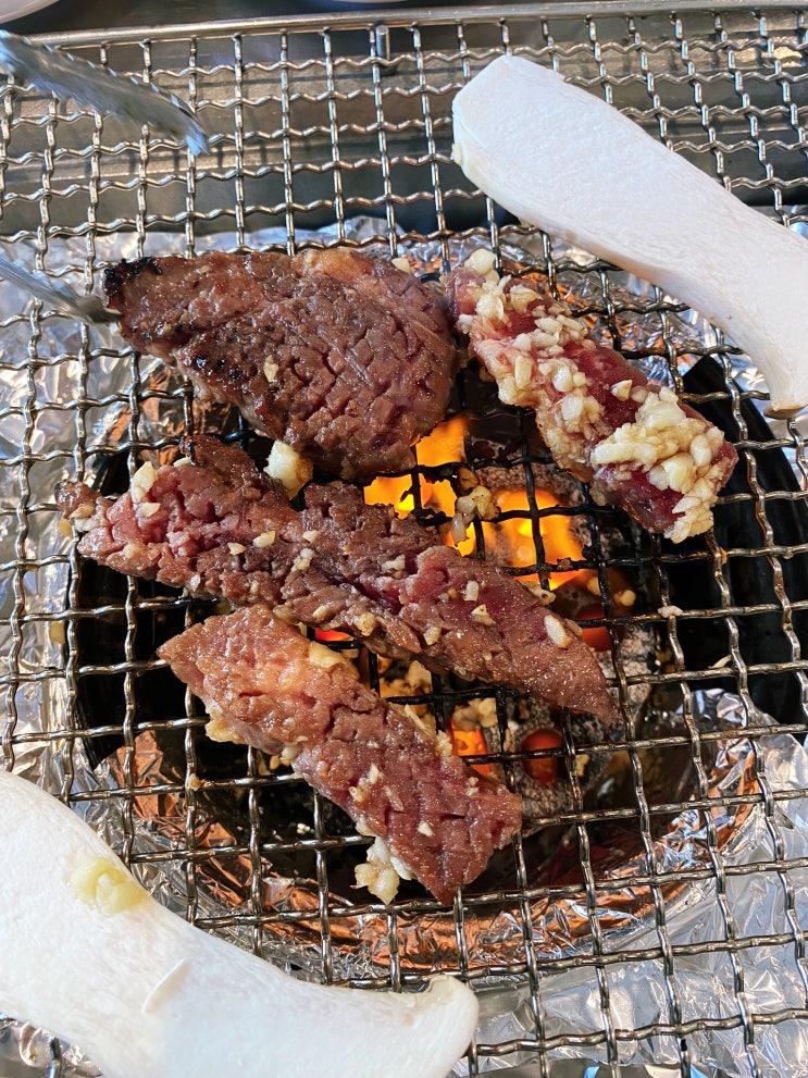  송도센트럴파크근처맛집 추천 <영삼이네 우정소갈비 송도8공구점> 우갈비 정갈비 소고기 후기