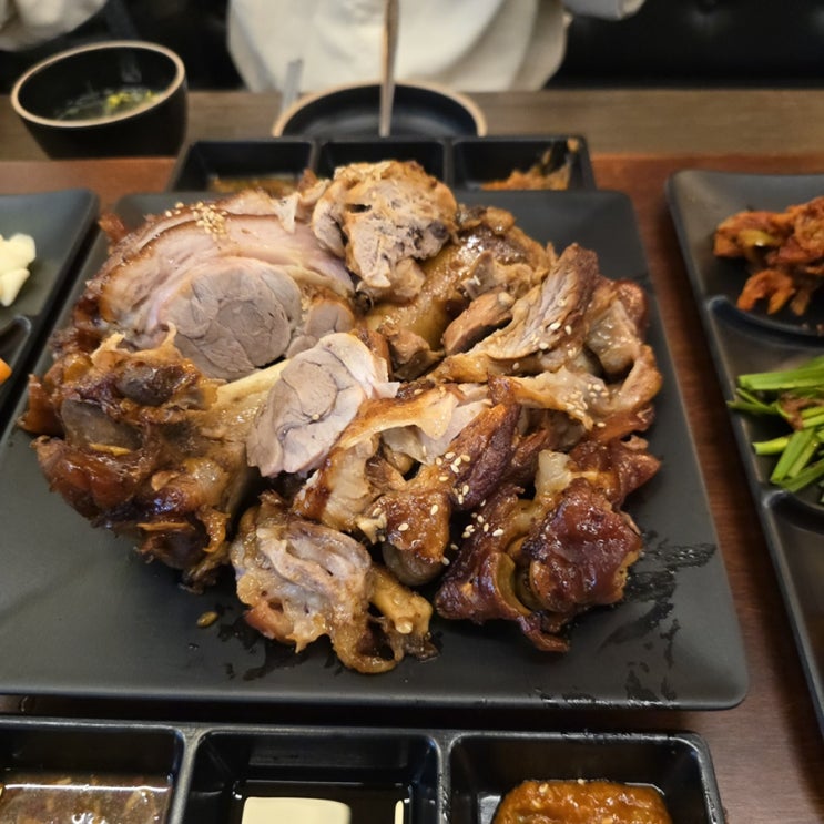  사하구 회식하기 좋은 족발 맛집  귀한족발 괴정점 후기 무료주차