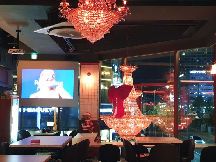  야당 술집 피자에 맥주 한 잔, 피맥당