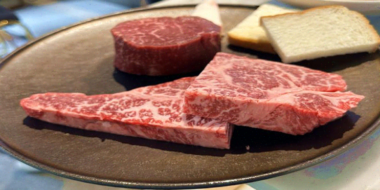  대학생 커플, 분위기 좋은 우미남에서 한우 맛보고 감동받다