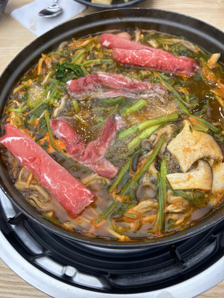  비손샤브칼국수 포천점 ,단돈 5000원에 생맥주를 무한리필로 즐길 수 있는 샤브샤브맛집