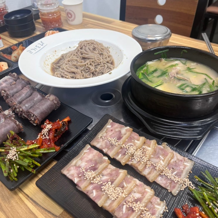  금정역 주변 맛집 ak 프라자 순댓국 고기도리