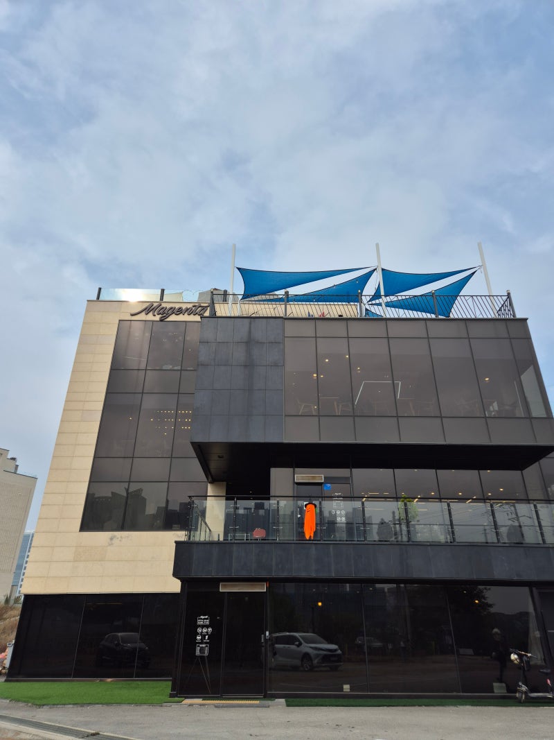 사진 4