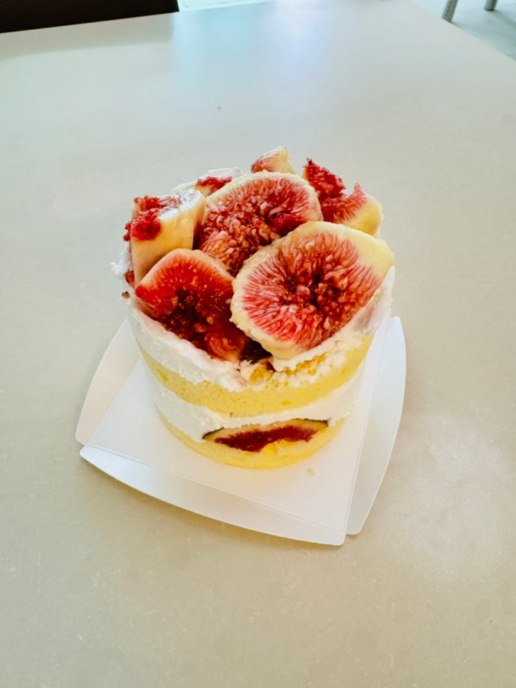  서울 금호동 케이크 디저트 맛집 동물성 생크림 사용 하페 케이크샵